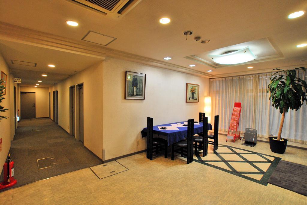 Hotel Le Botejour Nanba Osaka Bagian luar foto